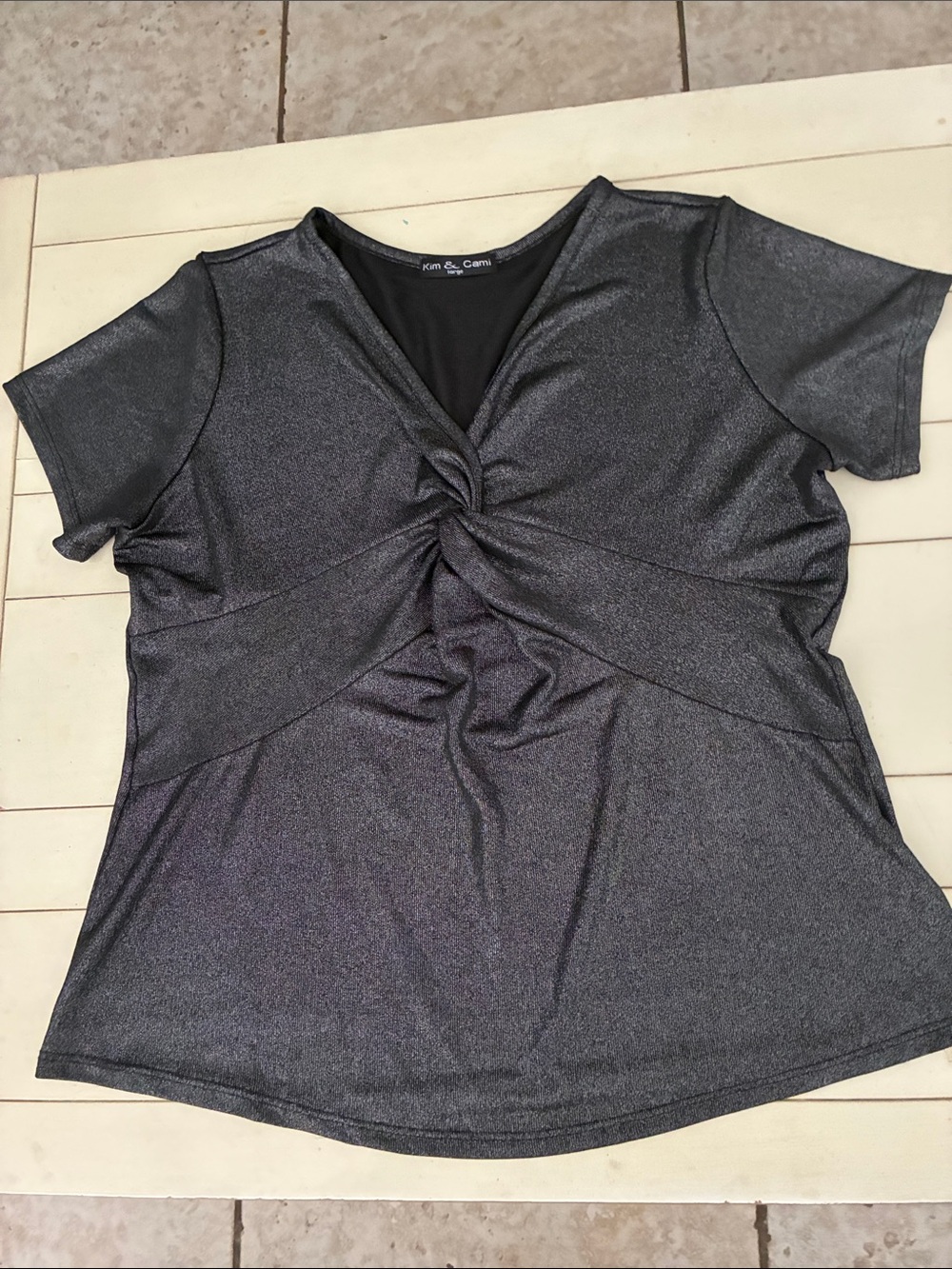 Kim & Kami short sleeve top